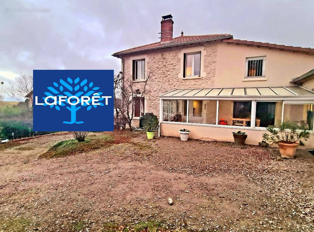 Maison à SAINT-GENEST-MALIFAUX