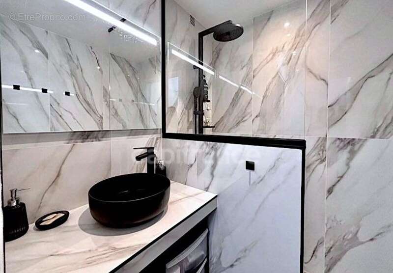 Appartement à MOUGINS