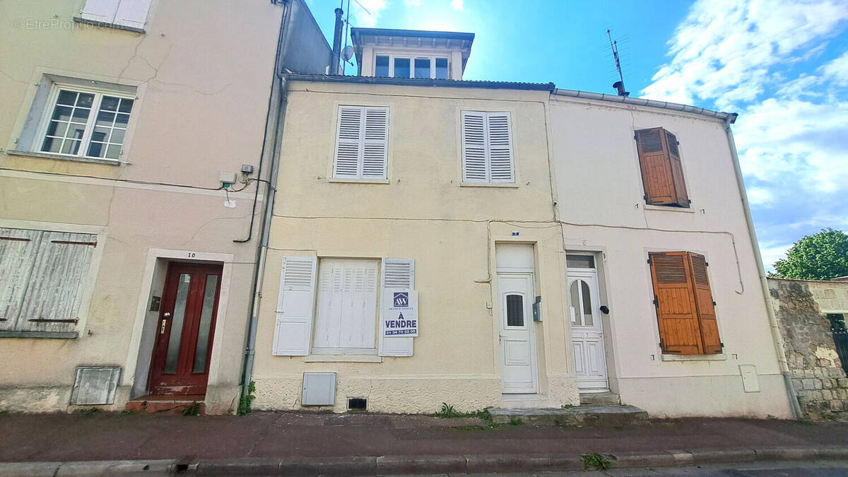 Maison à BEAUMONT-SUR-OISE