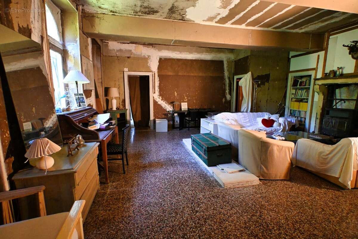 À vendre Aubigny : Projet de rénovation de rêve - photo 13