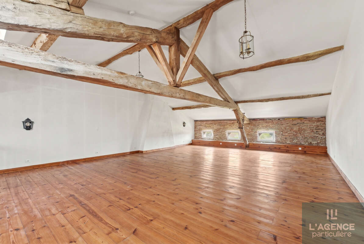 Maison à MONTGISCARD