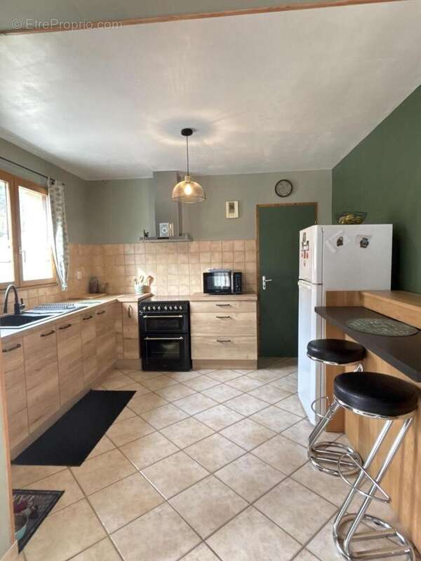 Maison à NOTRE-DAME-DE-MESAGE