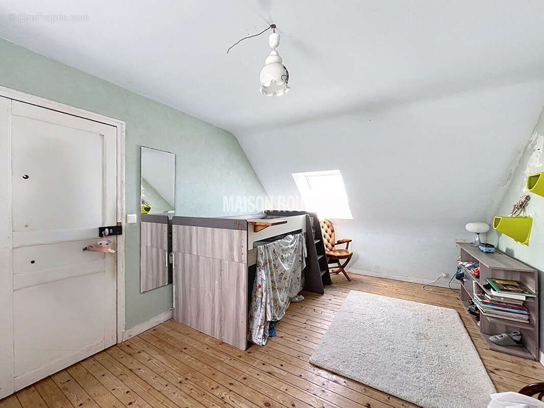 Face à la baie du Mont-Saint-Michel ? Maison familiale avec dépendance, garage et terrain de 1 700 m² - photo 16