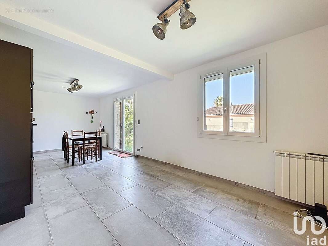 Photo 7 - Maison à PUISSALICON