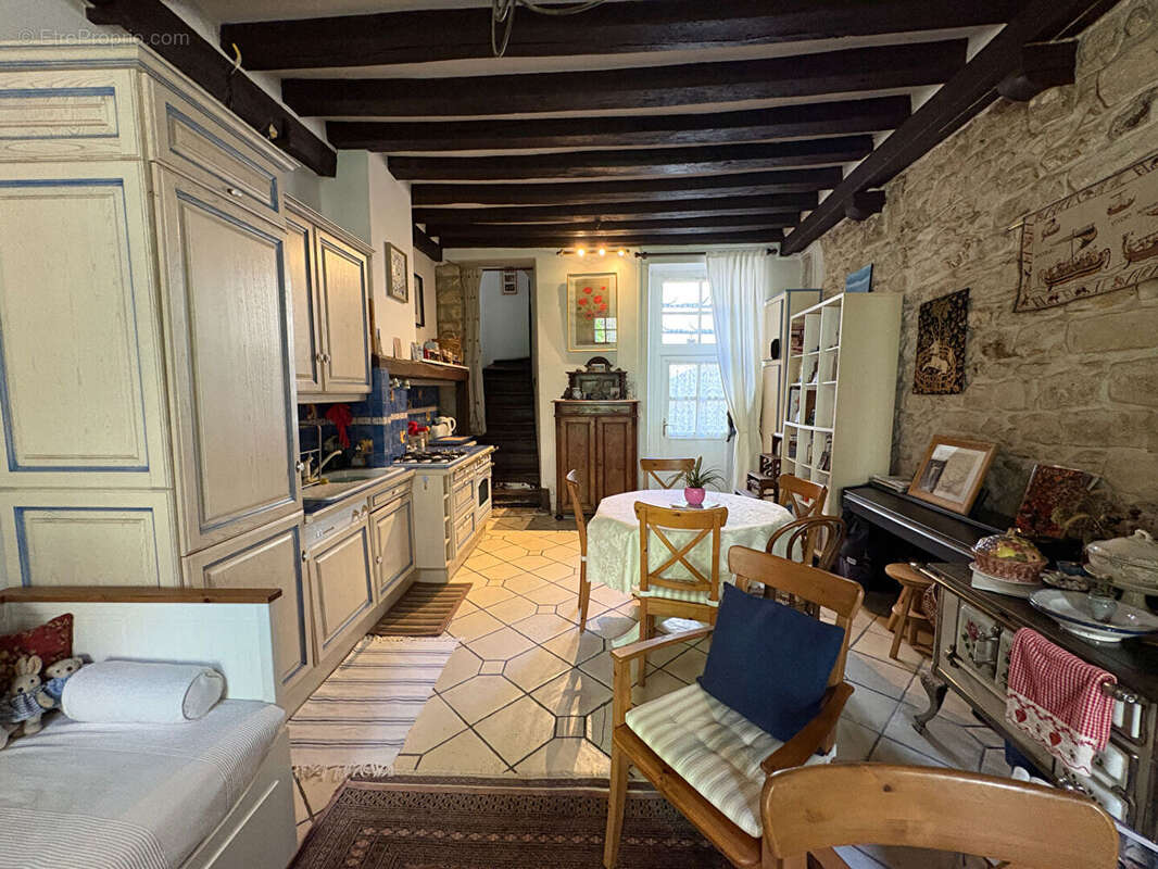 Maison à FONTAINEBLEAU