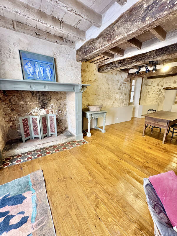 Maison à LA ROMIEU