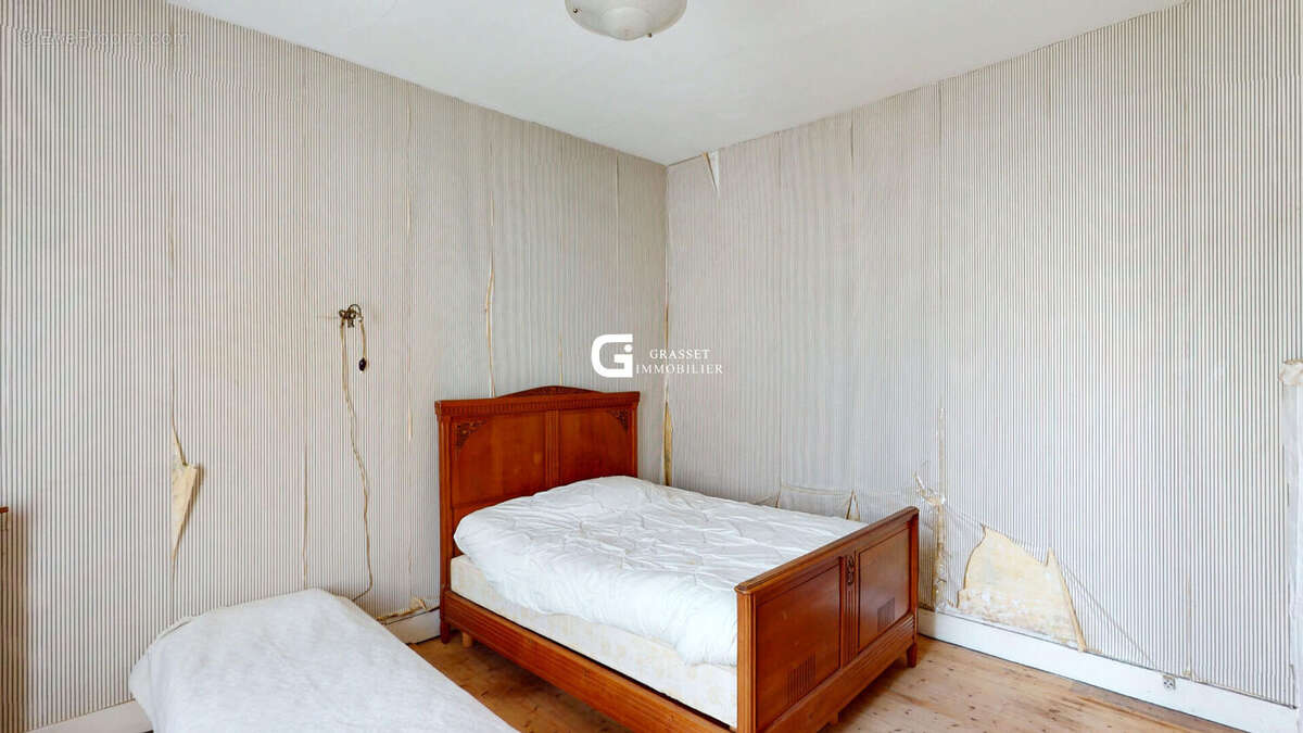 Maison familiale ou investissement,  96 m² avec garage, caves et terrain - photo 6