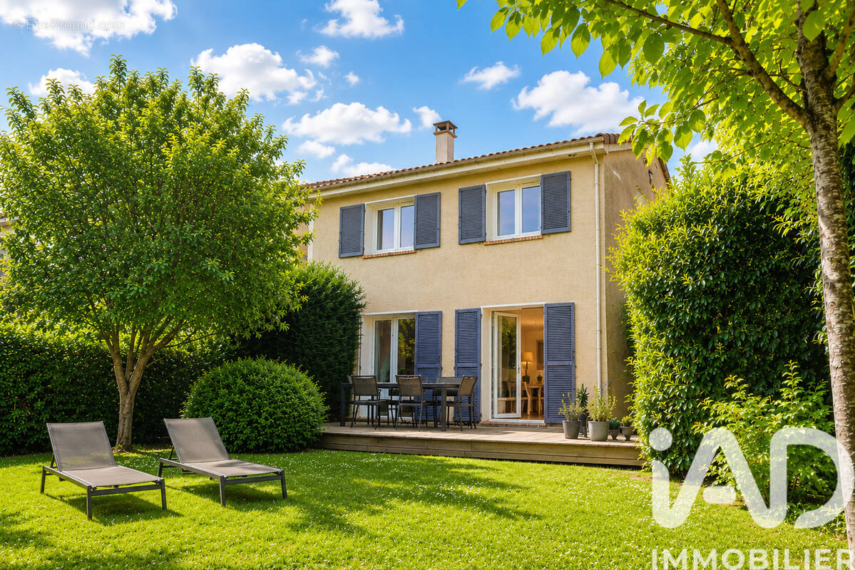 Photo 1 - Maison à RUEIL-MALMAISON