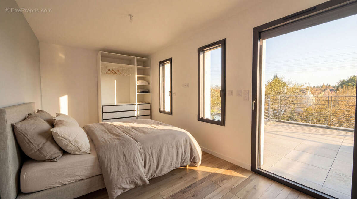 Maison à SAINT-CYR-SUR-LOIRE