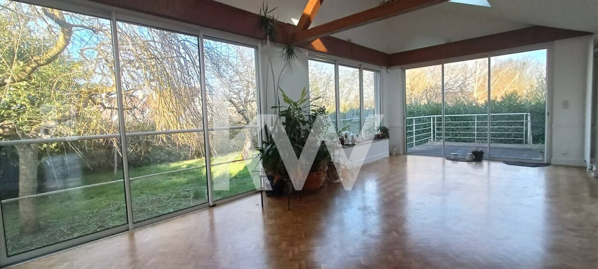 Maison 217 m² à Saint-Jean-De-Braye  - photo 1