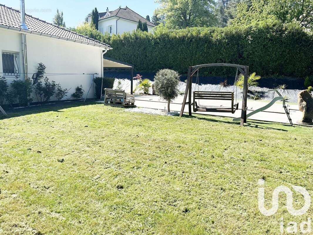 Photo 9 - Maison à SAINT-GENEST-LERPT