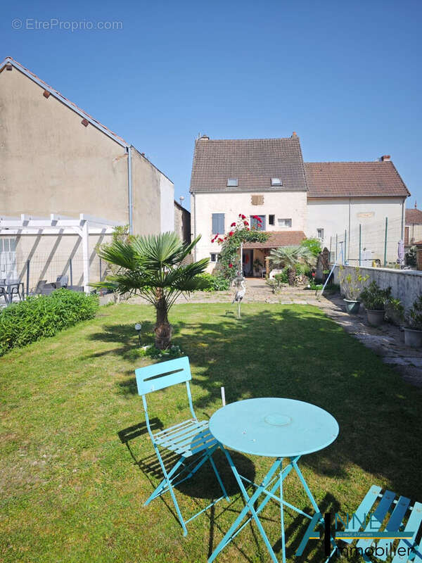 Maison à CHAUDENAY