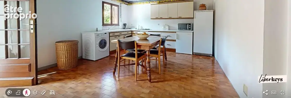 Rare à Villepinte – 197 m² au sol, 7 chambres et 823 m² de jardin : une maison aux multiples possibilités sans travaux - photo 15