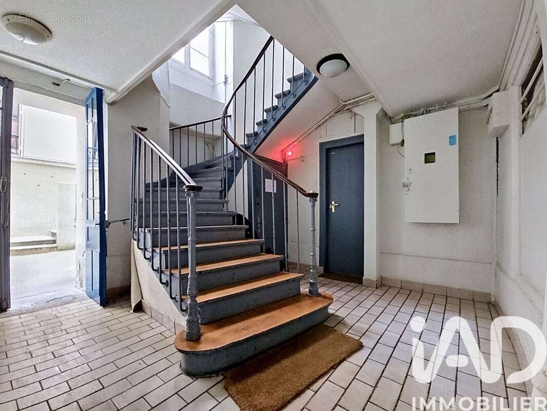 Photo 9 - Appartement à PARIS-18E