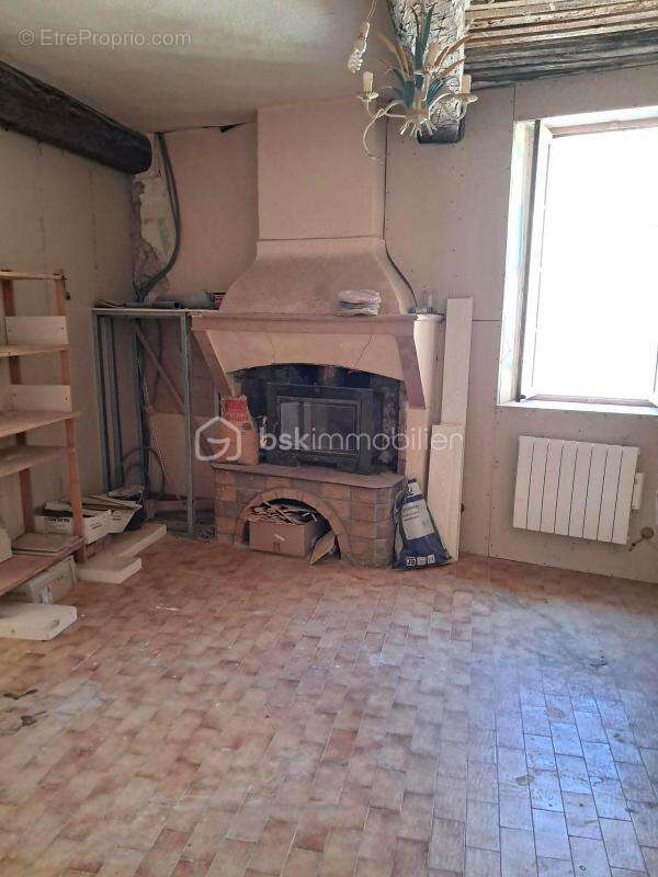 Maison à CUXAC-D&#039;AUDE