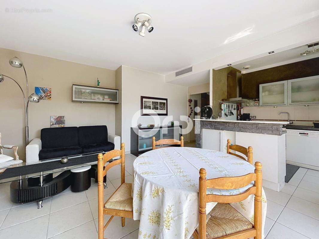 Appartement à CAGNES-SUR-MER
