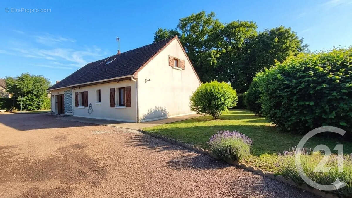 Maison 126 m² à Saint-Loup  - photo 17