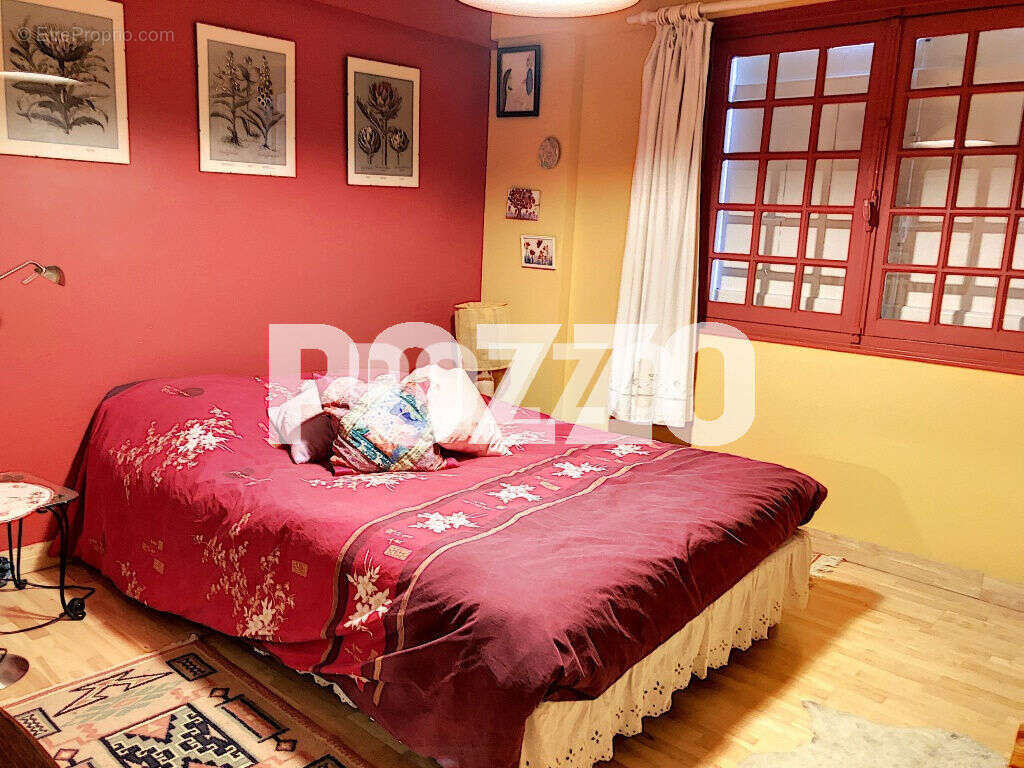 Maison à AGON-COUTAINVILLE