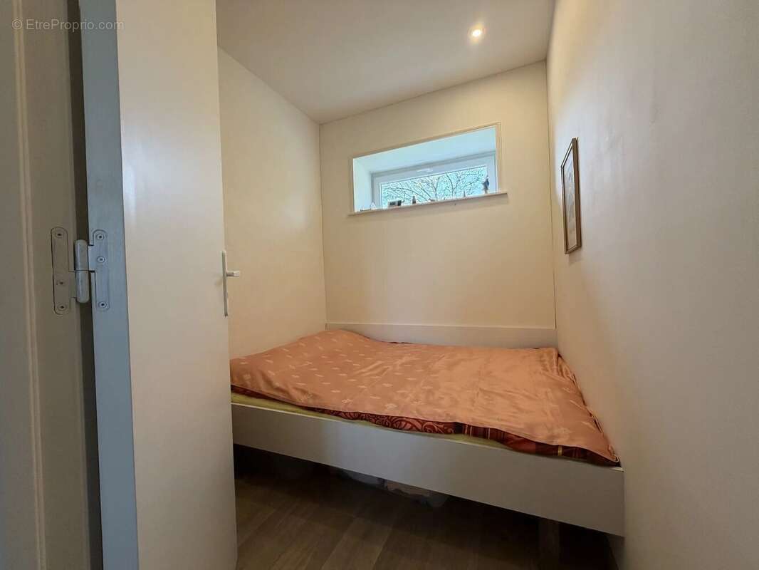 Fermette spacieuse à vendre près de Reclesne - photo 11
