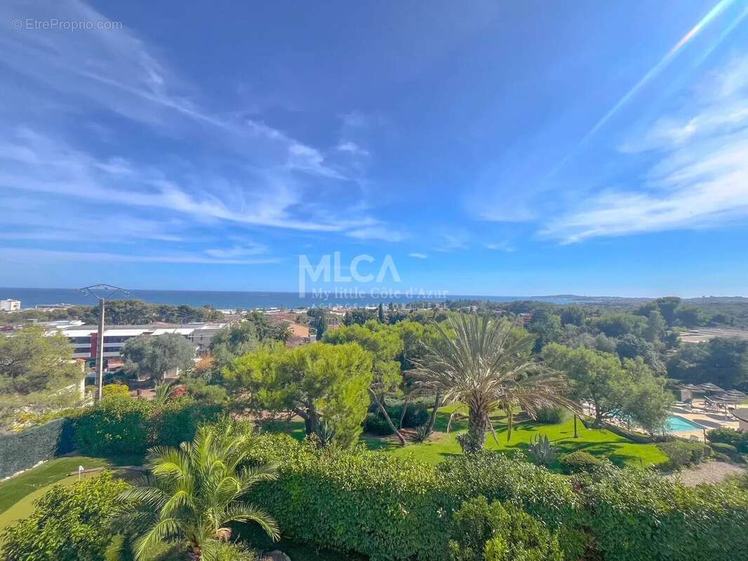 Appartement à VILLENEUVE-LOUBET