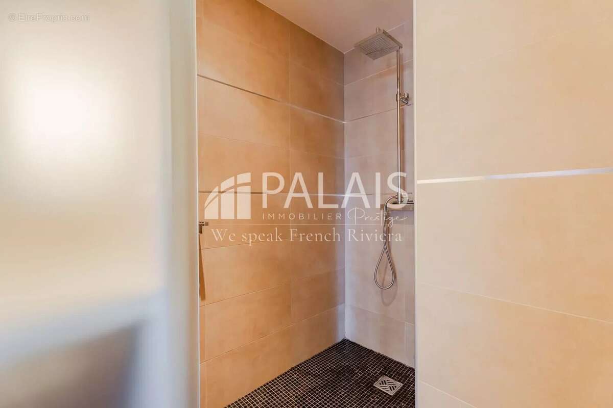 Appartement à BEAULIEU-SUR-MER