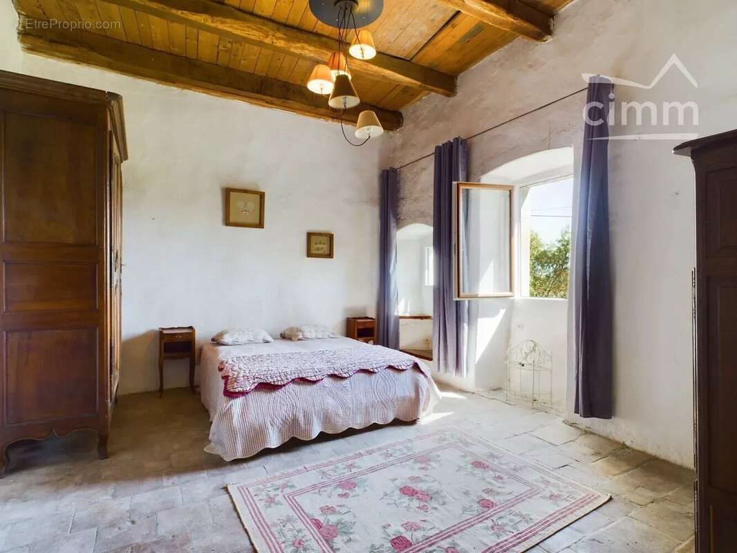 Maison à JOYEUSE
