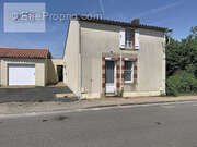 Maison à VENANSAULT