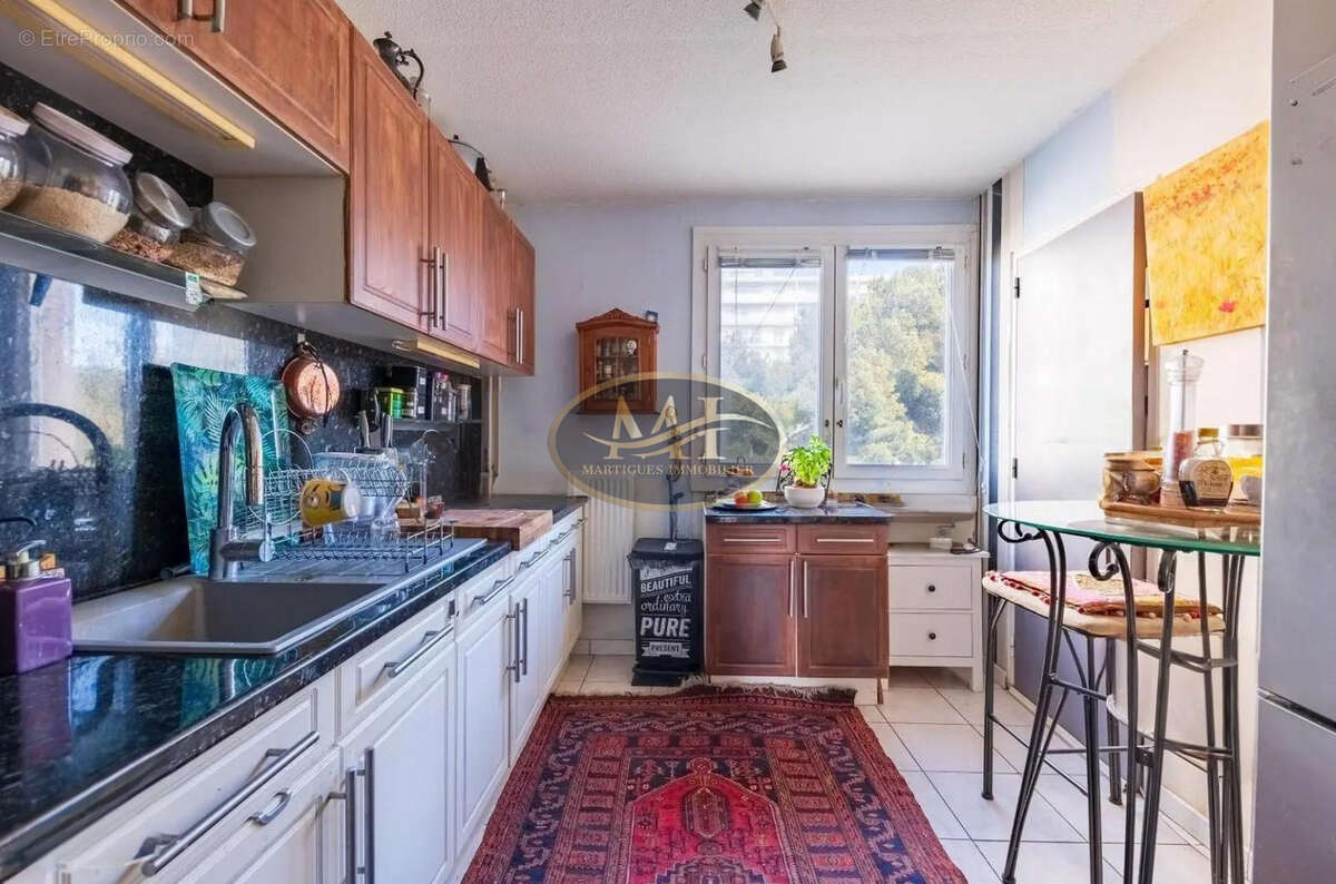 Appartement à PORT-DE-BOUC