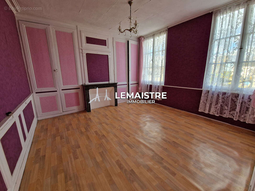 Maison à SAINT-ROMAIN-DE-COLBOSC