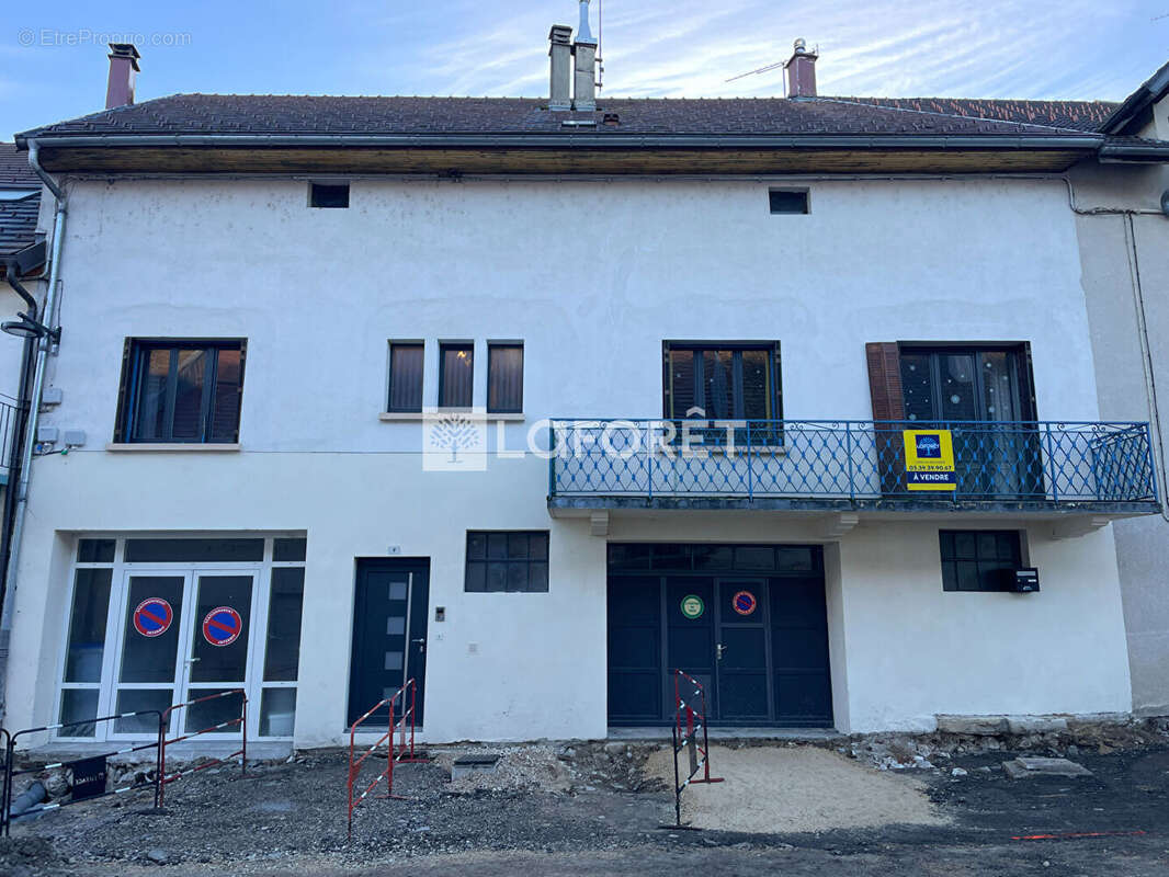 Maison à CLAIRVAUX-LES-LACS