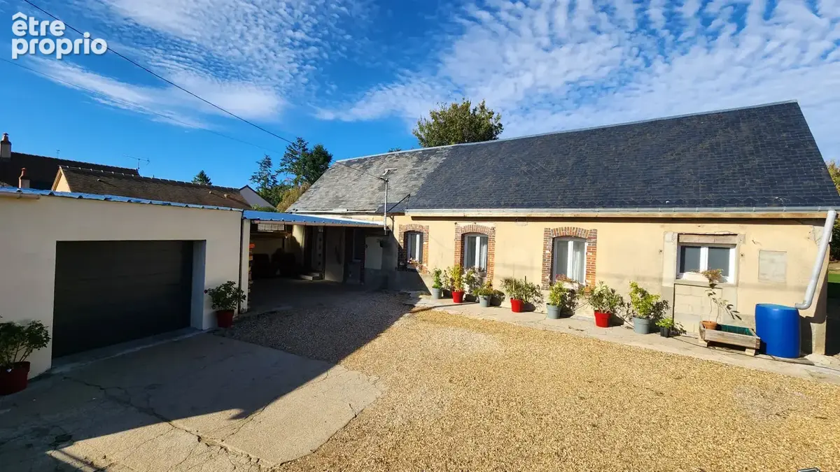 Maison à FAVIERES
