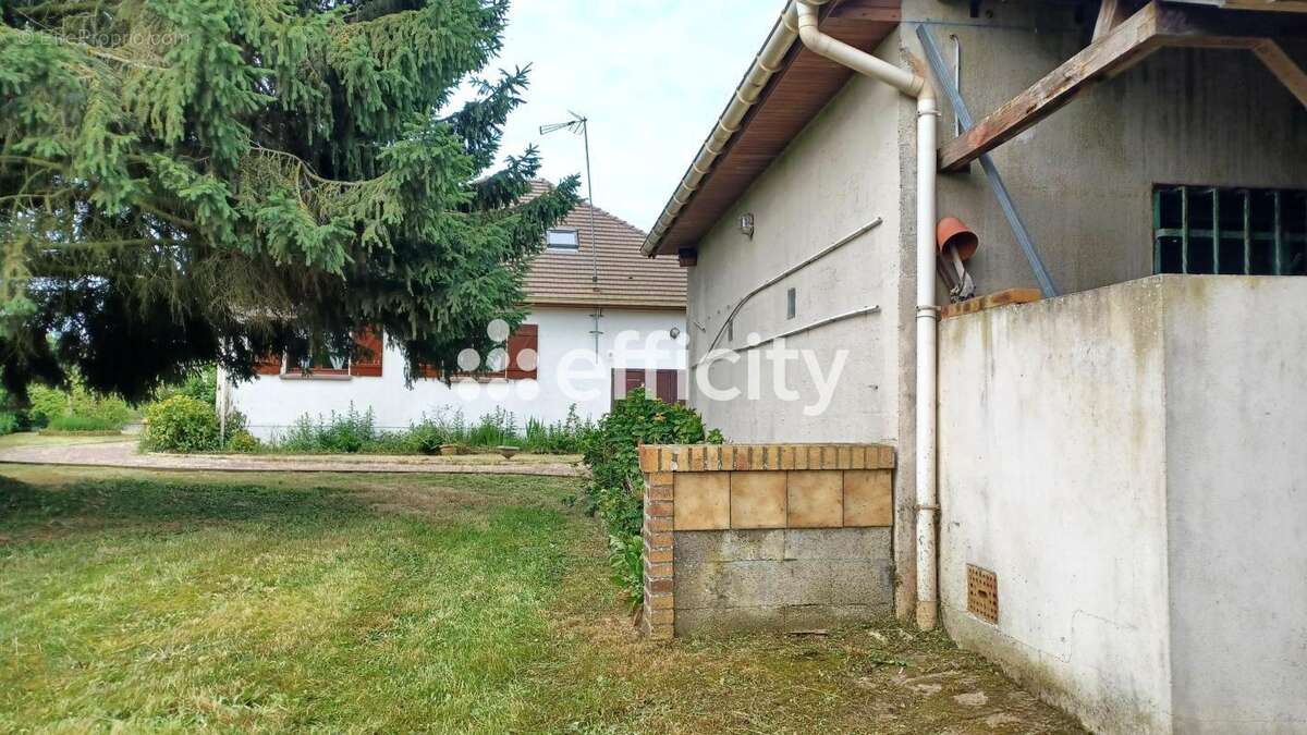 Maison 163 m² à Etrepagny  - photo 19