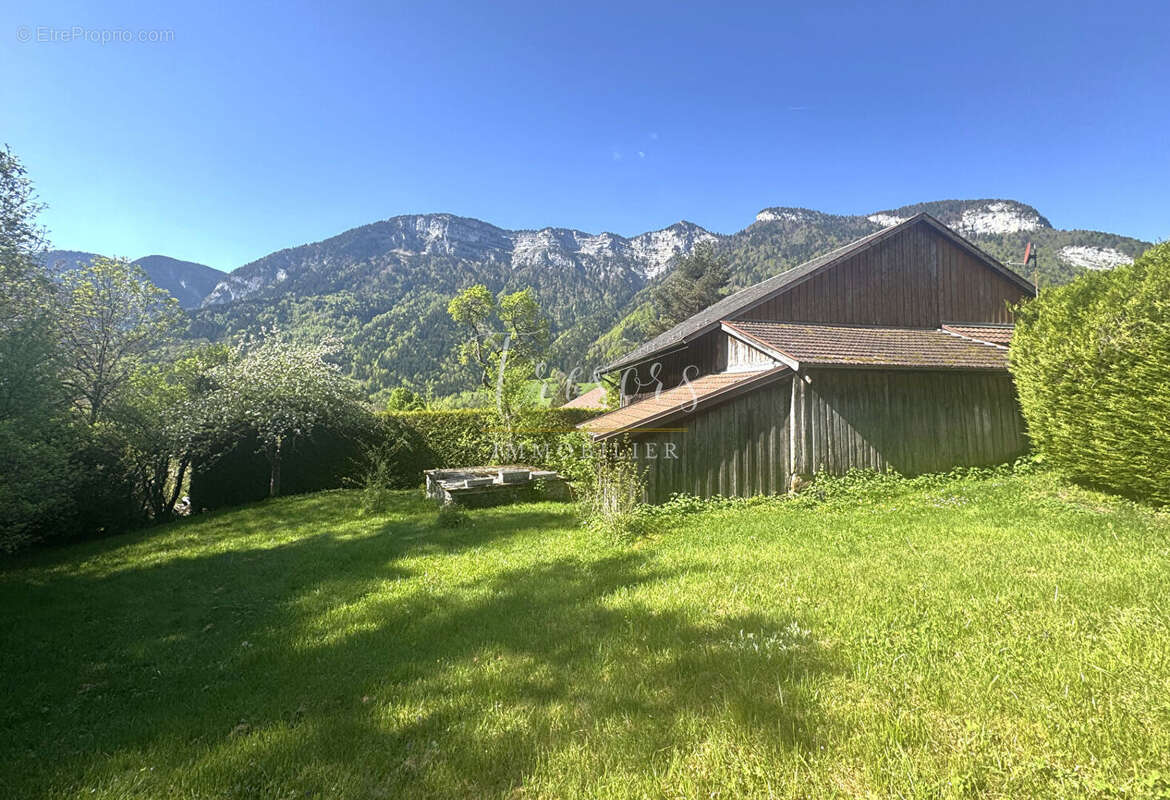 Maison à THORENS-GLIERES