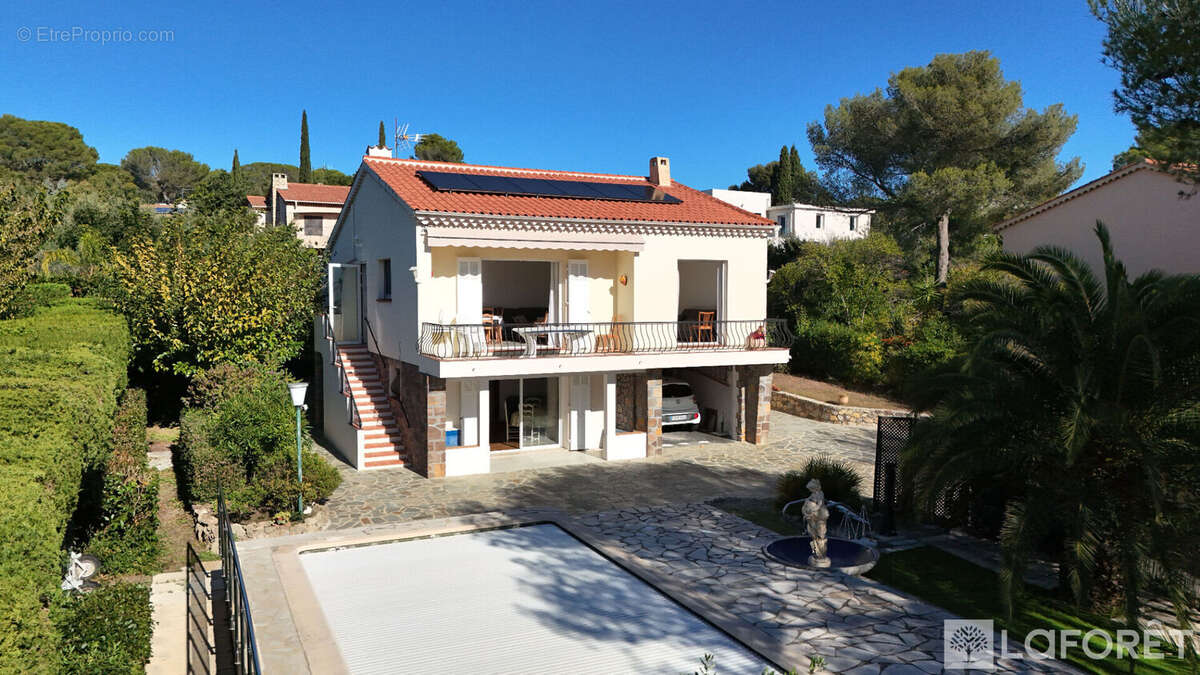 Maison à SAINT-RAPHAEL