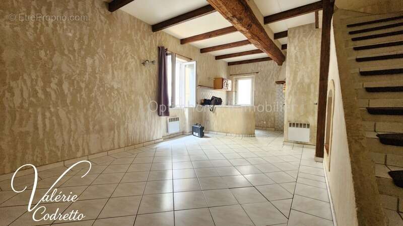 Maison à SOLLIES-TOUCAS