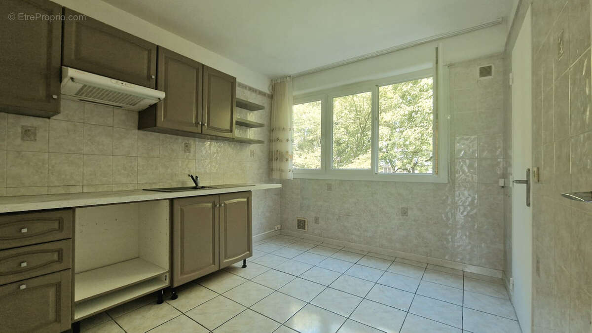 Appartement à AUBERGENVILLE