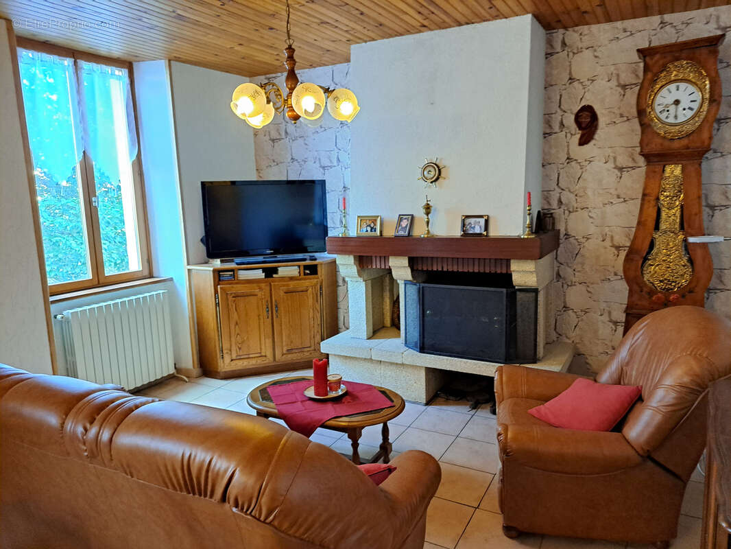 Maison à QUILLAN