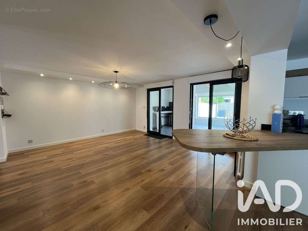 Maison 188 m² à Lagord  - photo 8