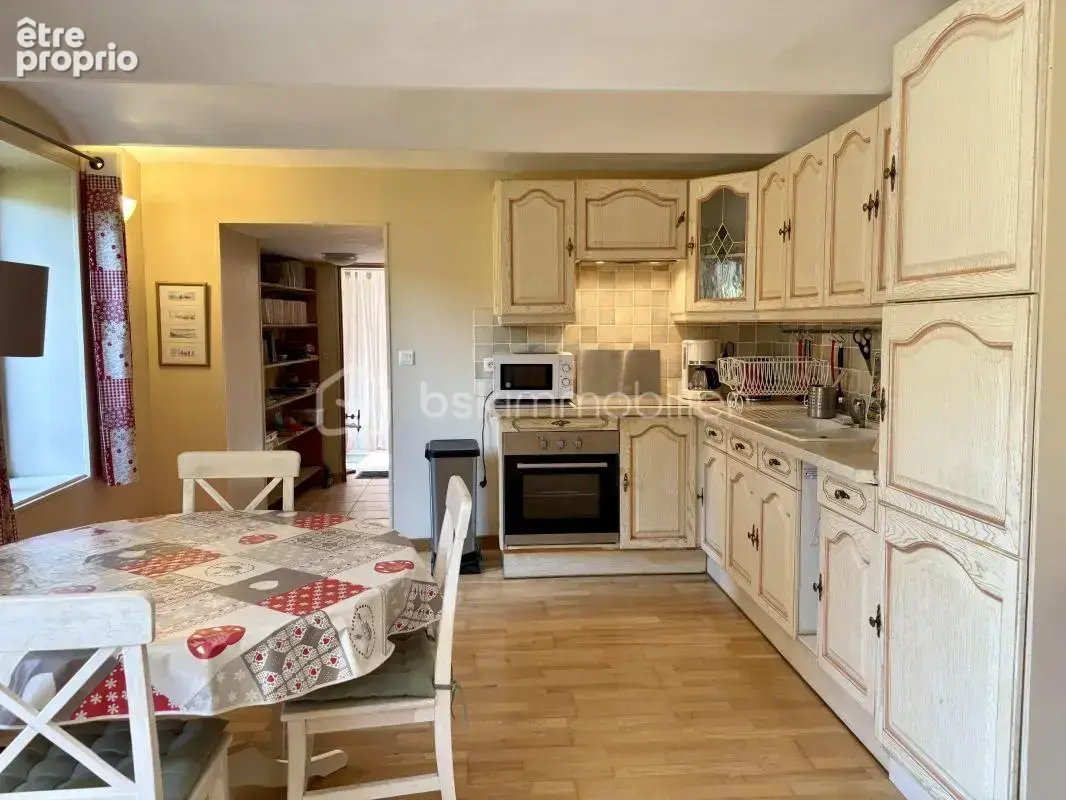 Maison de maître du XIXe siècle avec appartement locatif indépendant — Cucugnan, au cœur du Pays Cathare (11) - photo 3