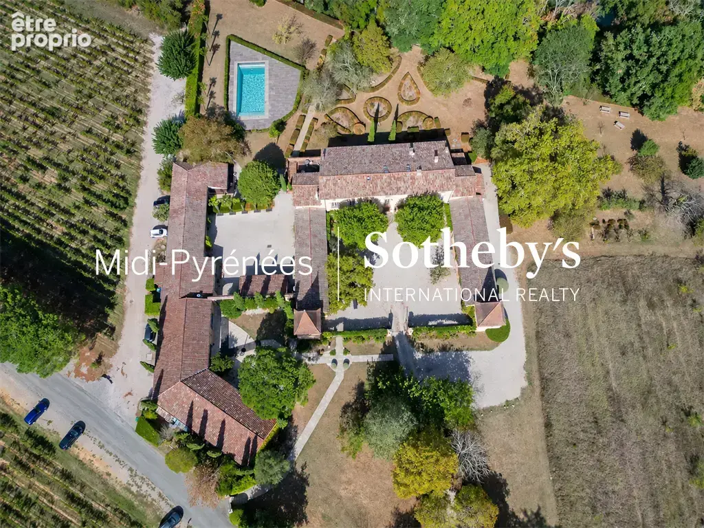 Château aux multiples facettes au coeur du Tarn - photo 3