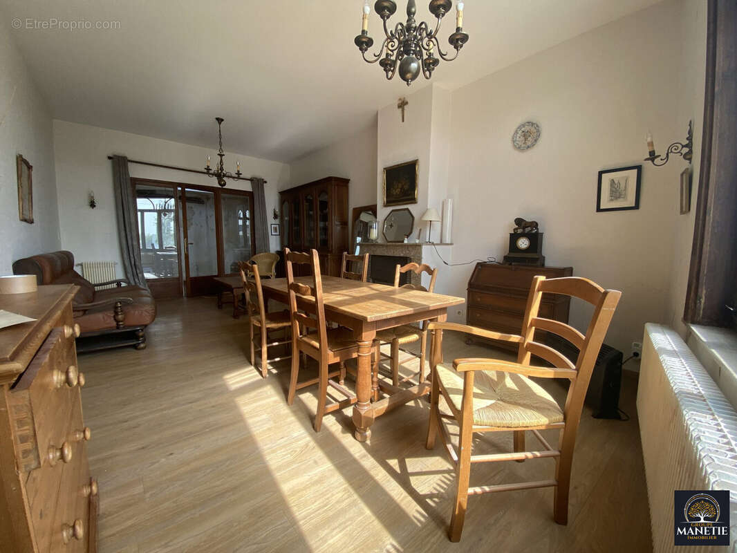 Maison à SAINTE-CATHERINE