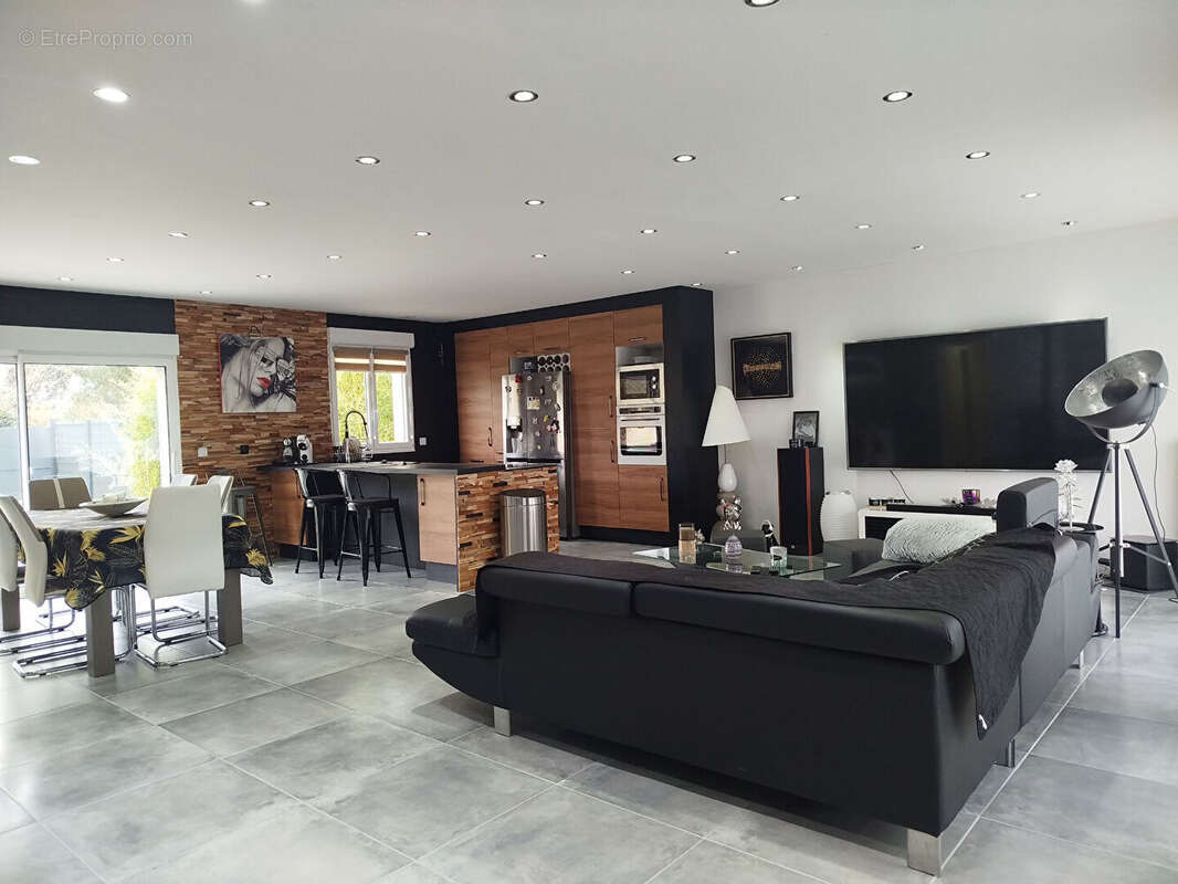 Maison à VERNOUILLET