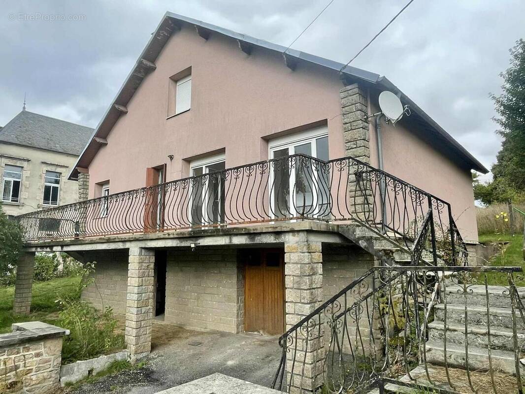 Photo 1 - Maison à GENTIOUX-PIGEROLLES
