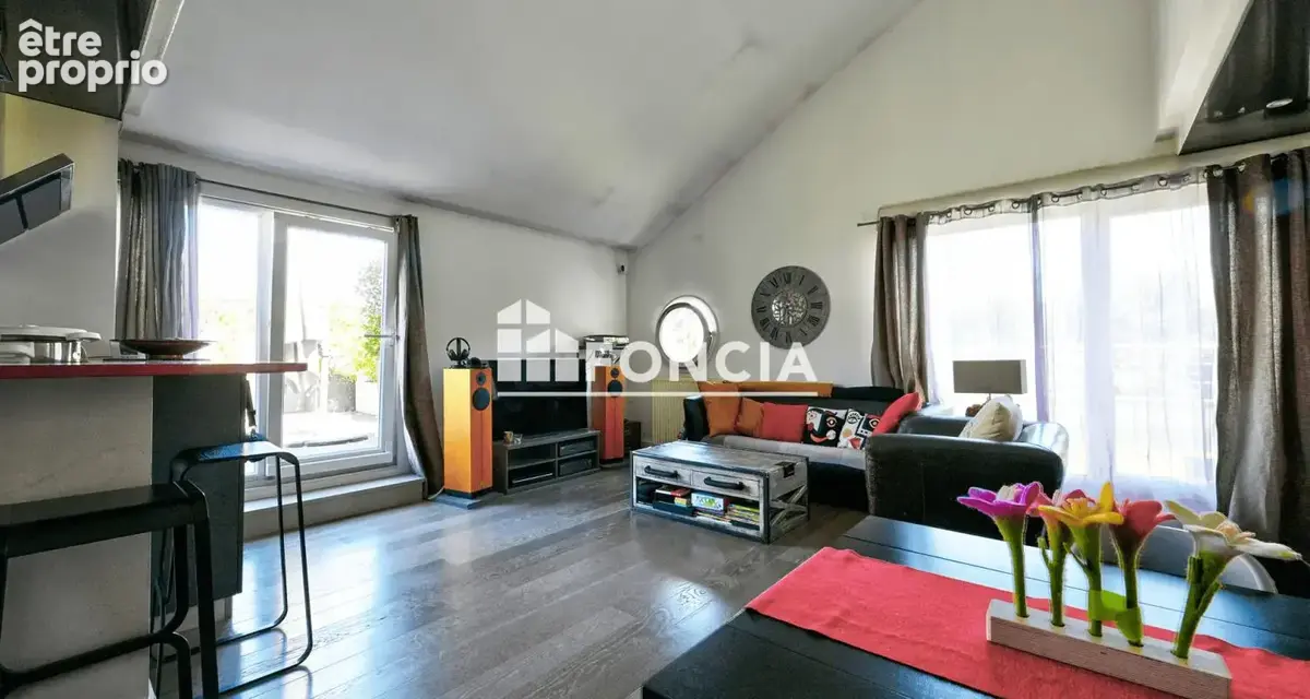 Cergy le haut, 2 mn du rer a et ligne l, appartement au dernier etage avec deux terrasse dont une de plus de 70 m2 sans vis a vi - photo 4