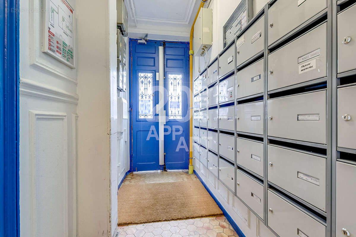 Appartement à PARIS-20E