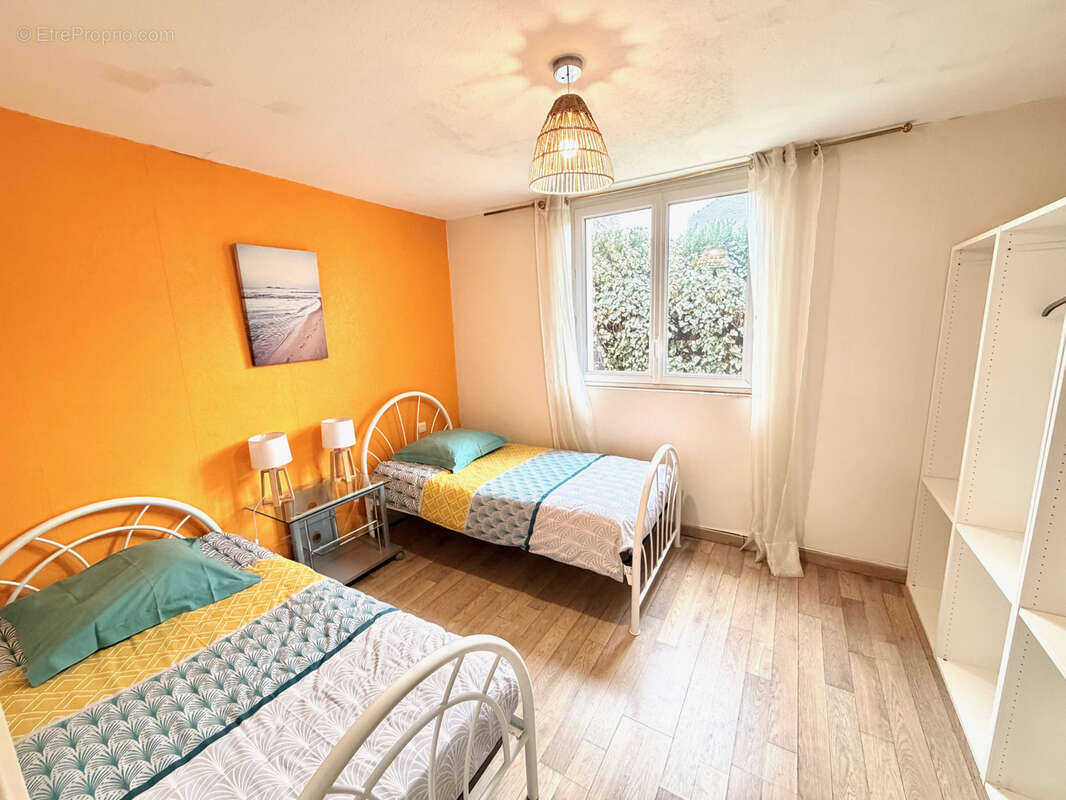 Maison mitoyenne, dans quartier calme et prisé - photo 10