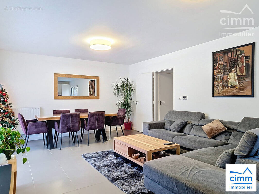 Maison à NOYAL-CHATILLON-SUR-SEICHE