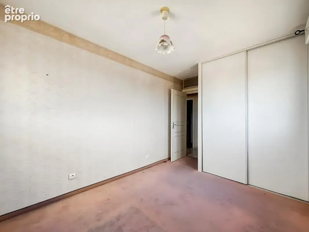 126 m² au dernier étage – Un appartement à réinventer selon vos envies - photo 18