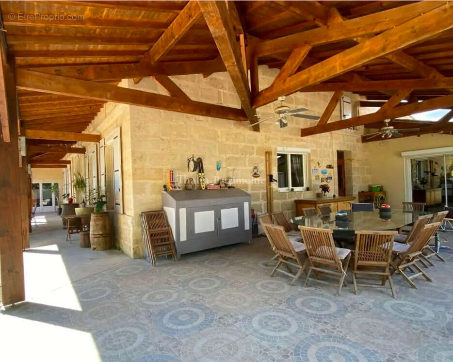 Propriété de caractère avec chambres d'hôtes et gîtes — au cœur d'un cadre verdoyant et bucolique - photo 4