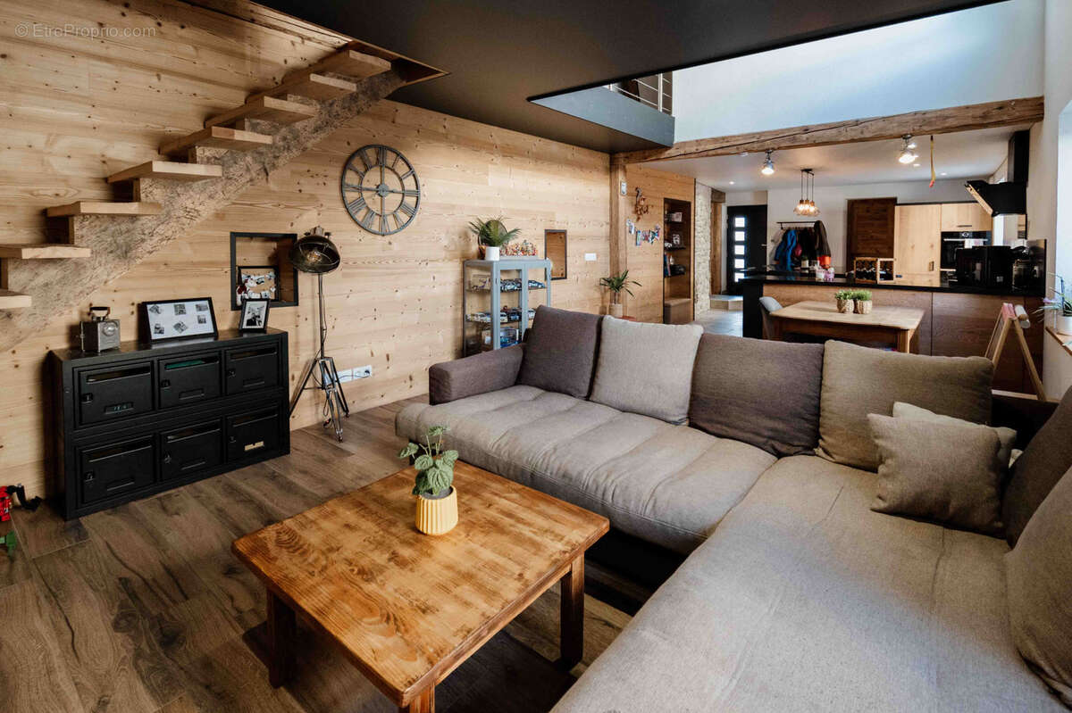 Maison à LES VILLEDIEU